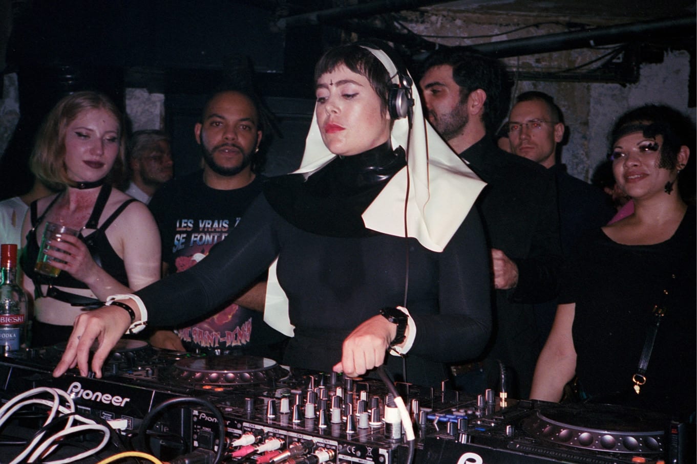ANTIDOTE-HALLOWEEN-PARTY-DOUBLE14