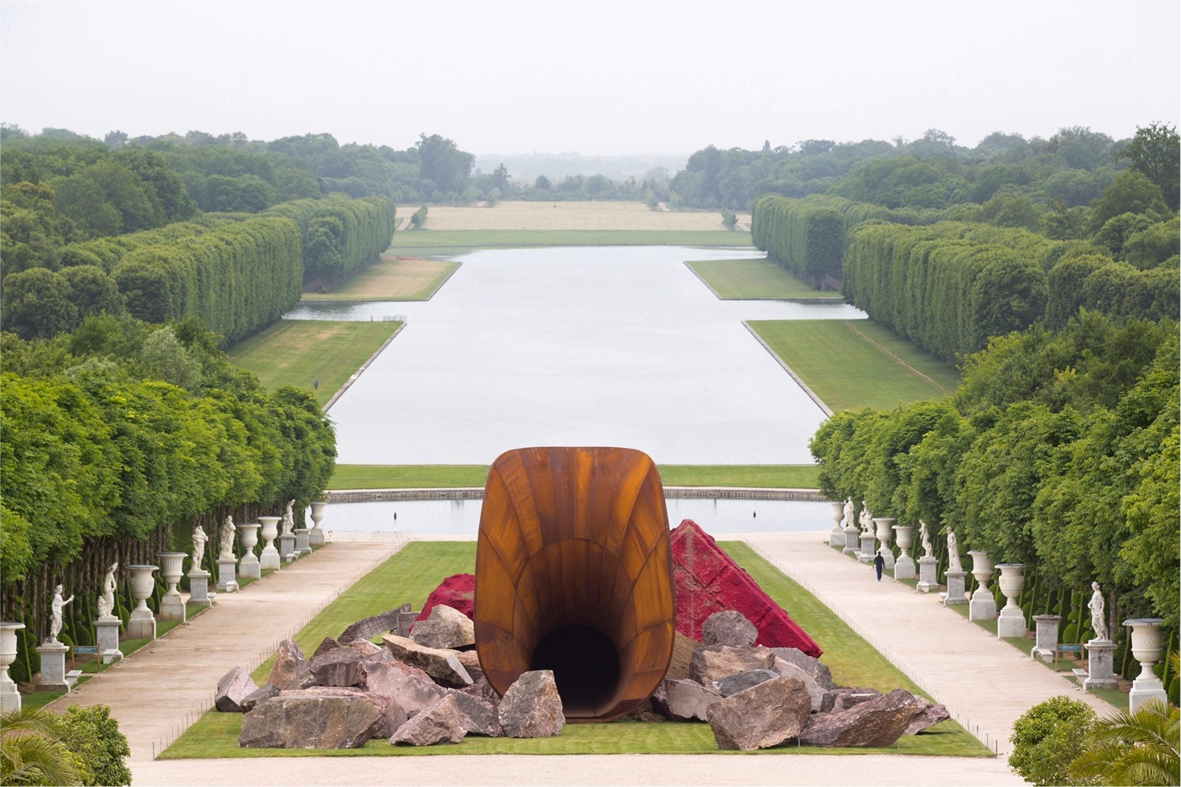 anish-kapoor-art-censure-dirty-corner-versailles-antidote-magazine