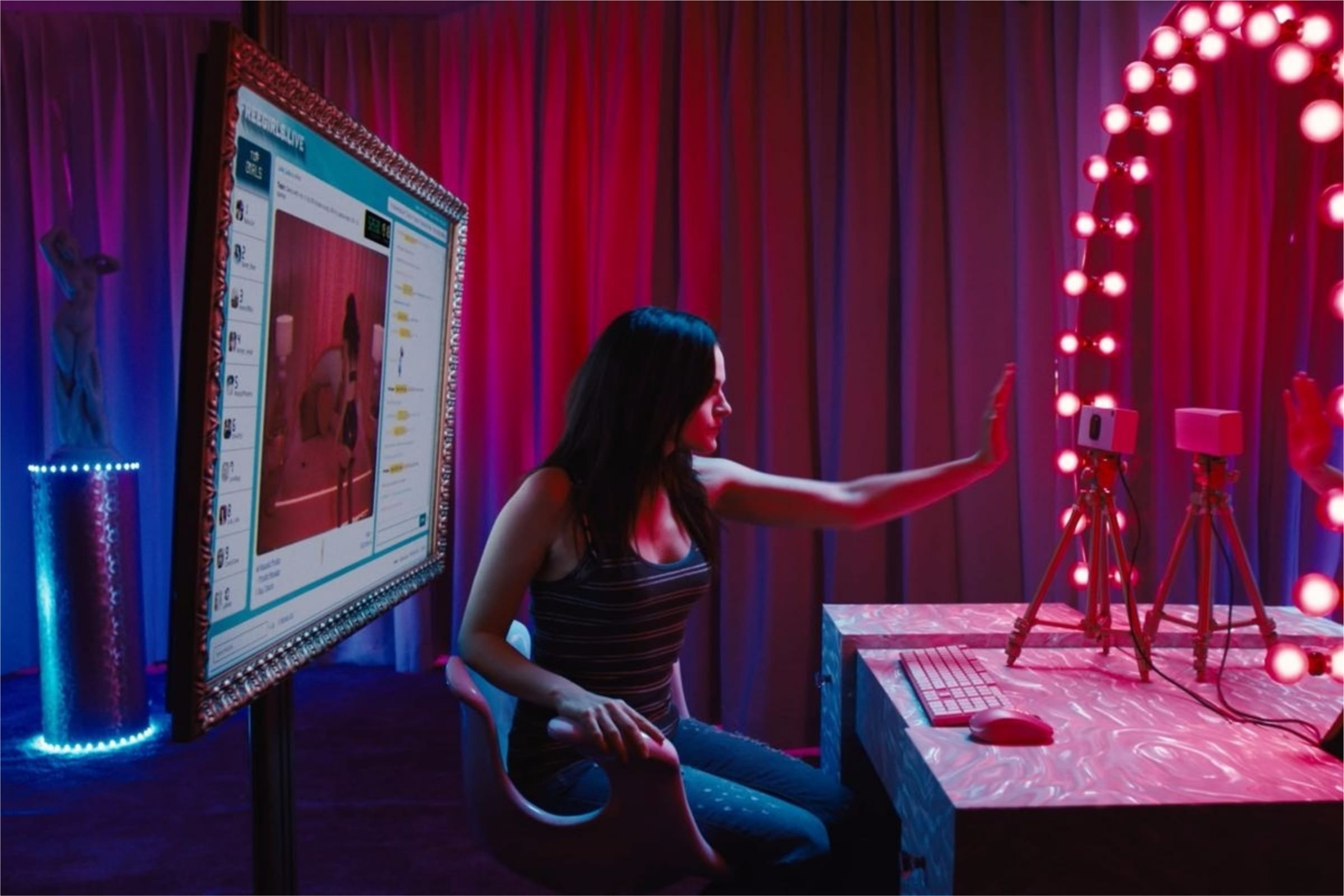 cam-netflix-magazine-antidote