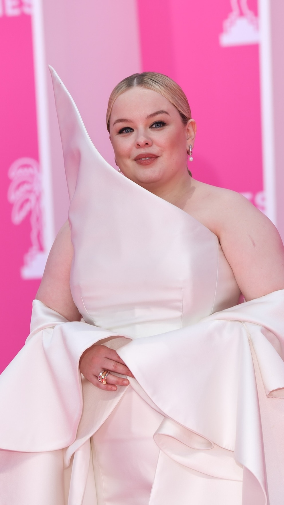 Nicola-Coughlan-1-gty-gmh-250428_1745871301349_hpMain_9x16