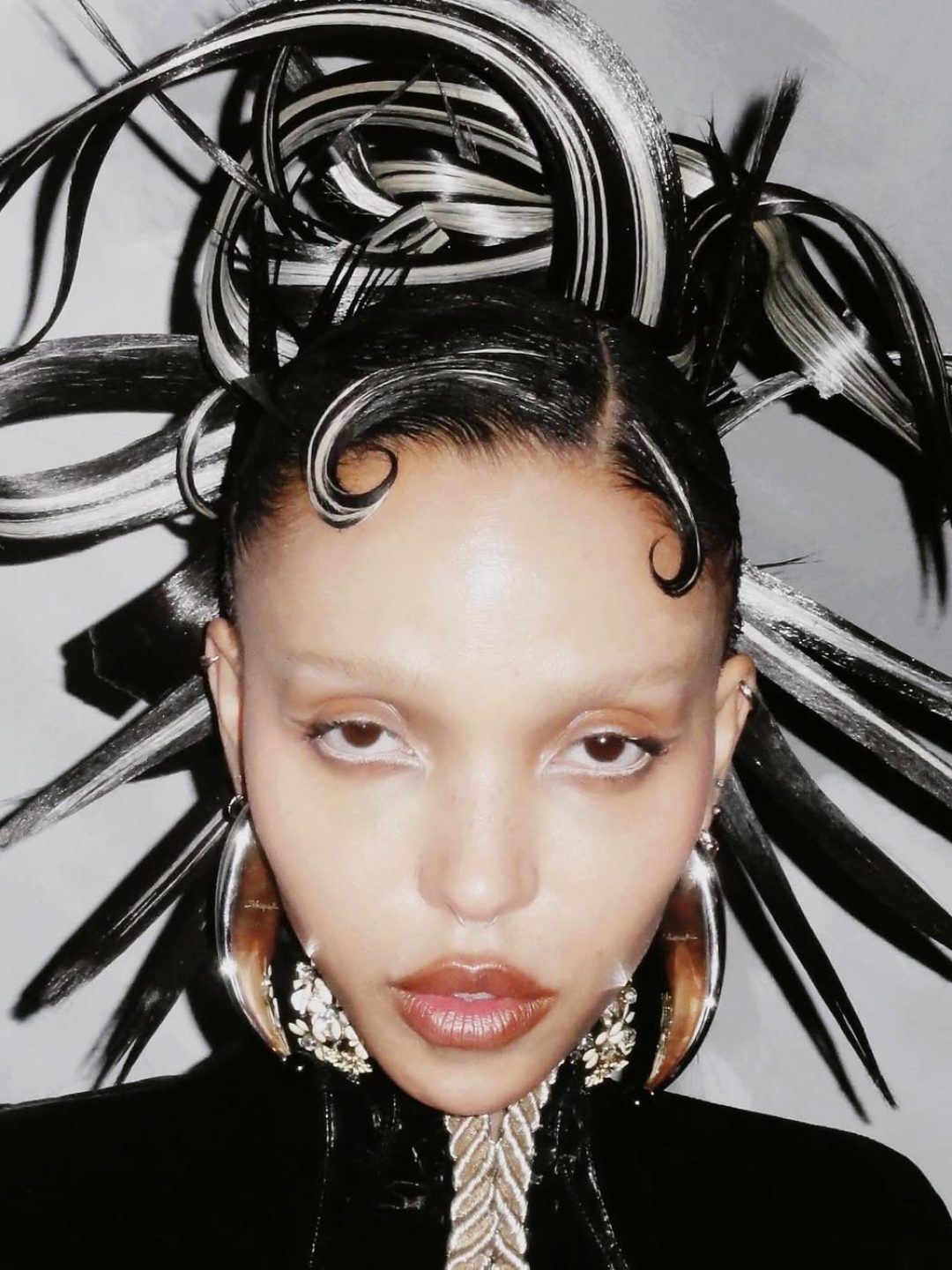 20mincarHairchangeforfkatwigsforschiaparelliStyljngbillylobosMakeupcatalinasart