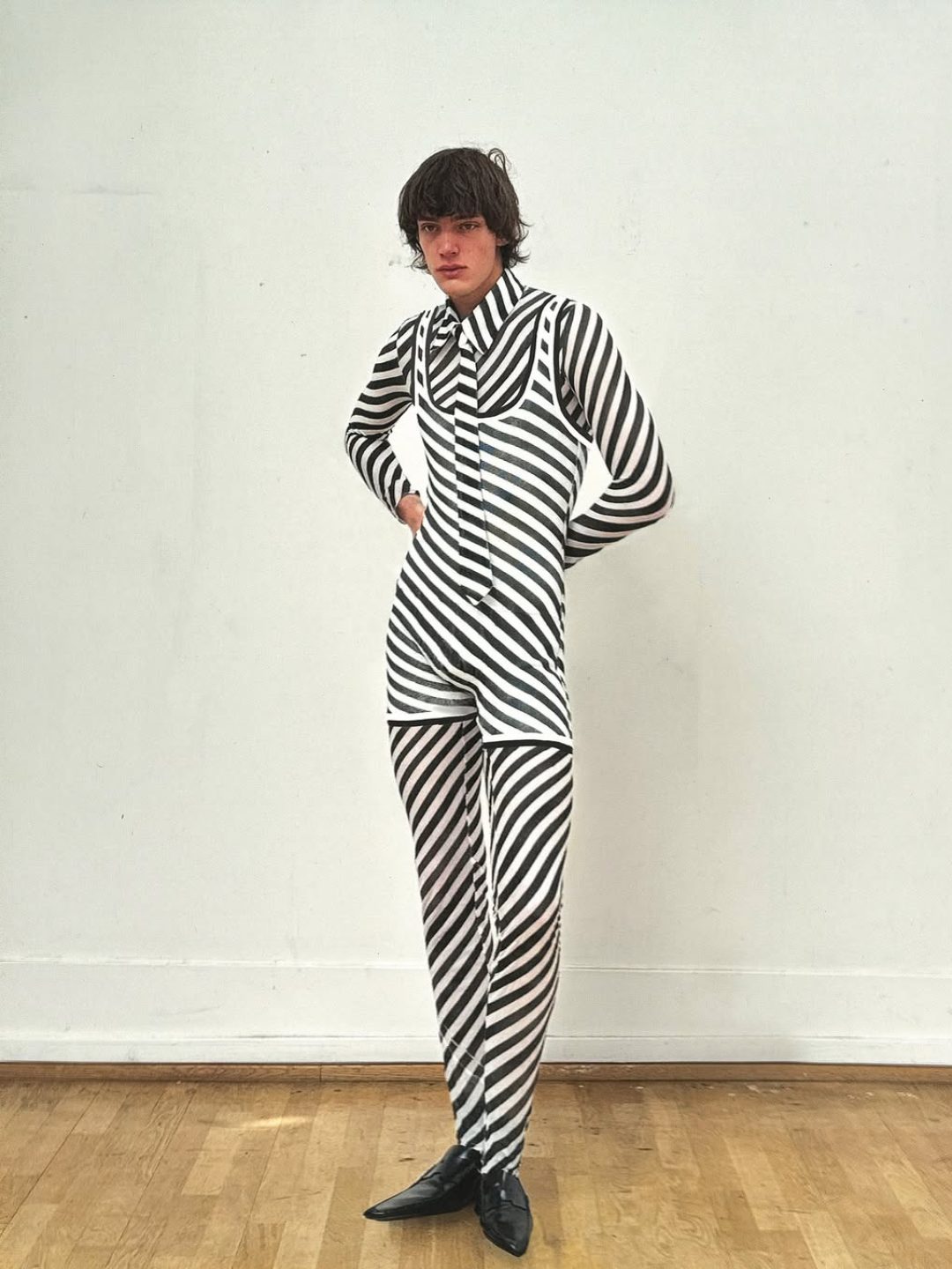 hector.herodywearingmysilkorganzaandchiffonsetwithmycottonjerseybodysuit.(1)