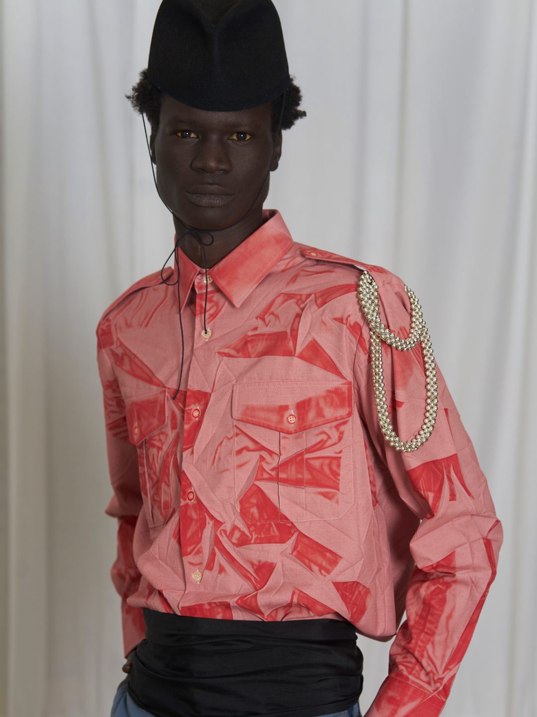 4:3_POST_SHOWROOM_FW2622