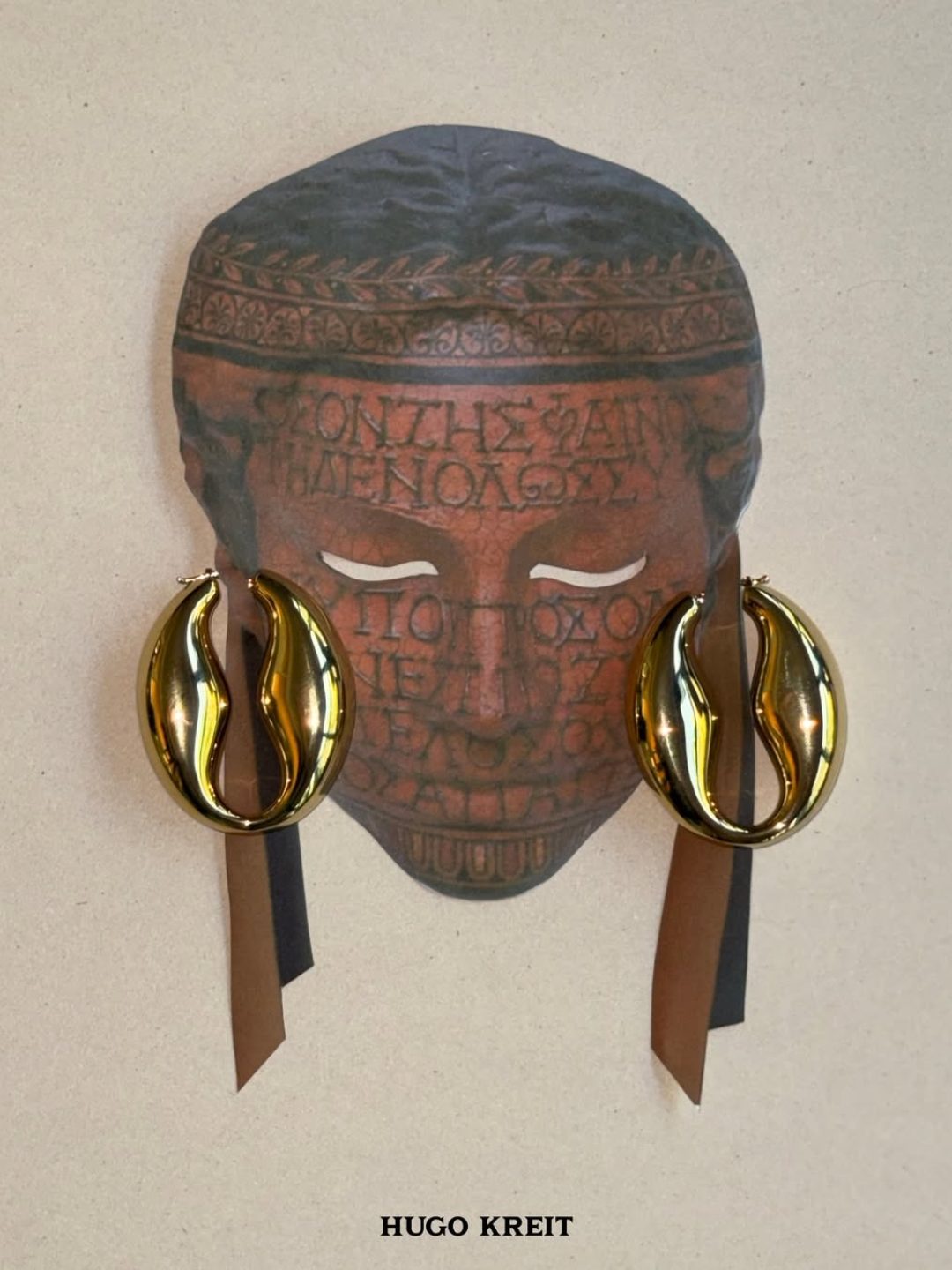 Ancient faces, new ornaments. (4)