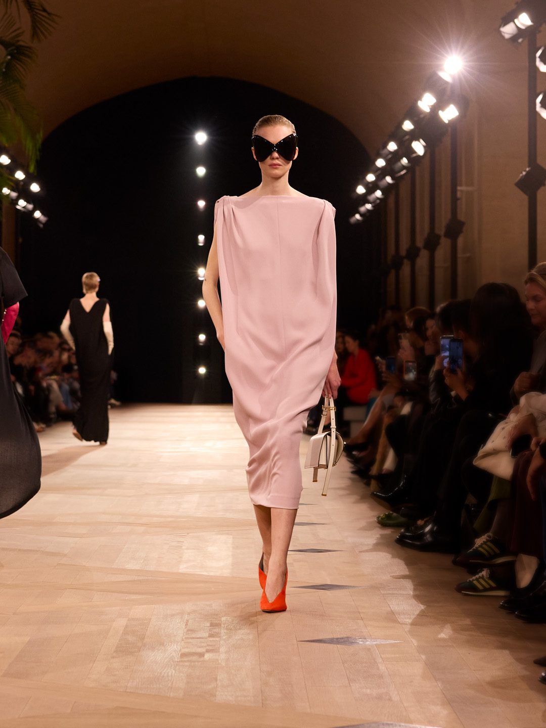 BALENCIAGA SUMMER 26 LOOK IMAGES_BALENCIAGA SUMMER 26 LOOK 7_PENELOPE