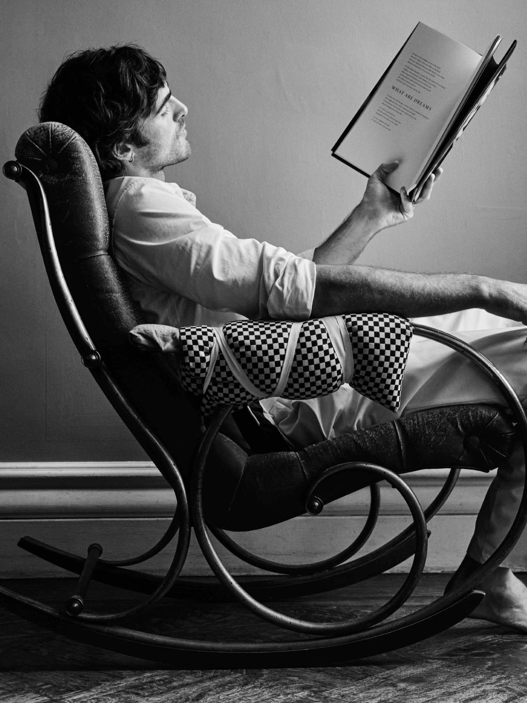 BOTTEGA VENETA_WHAT ARE DREAMS_DUANE MICHALS & JACOB ELORDI_NO LOGO_4x5 (5)