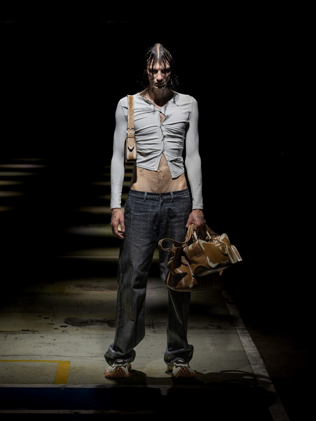 Camperlab_ss26_runway_IG_look06