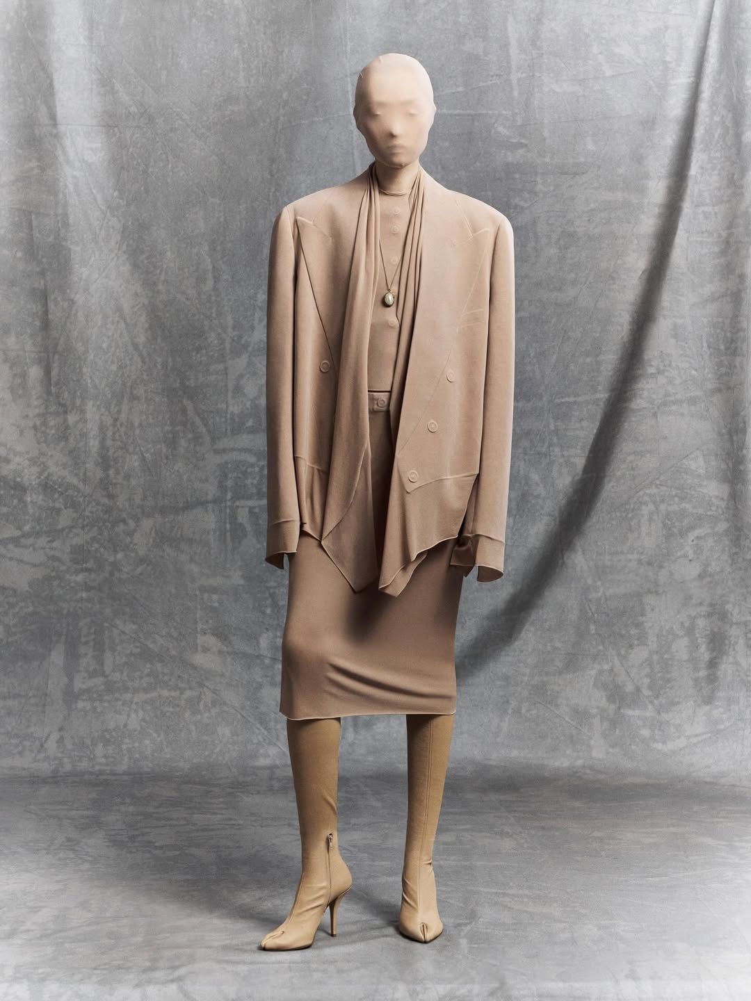 FW2026- MATERIAL & CONSTRUCTIONCelebration of codes.Foundational codes are celebrated and evolve