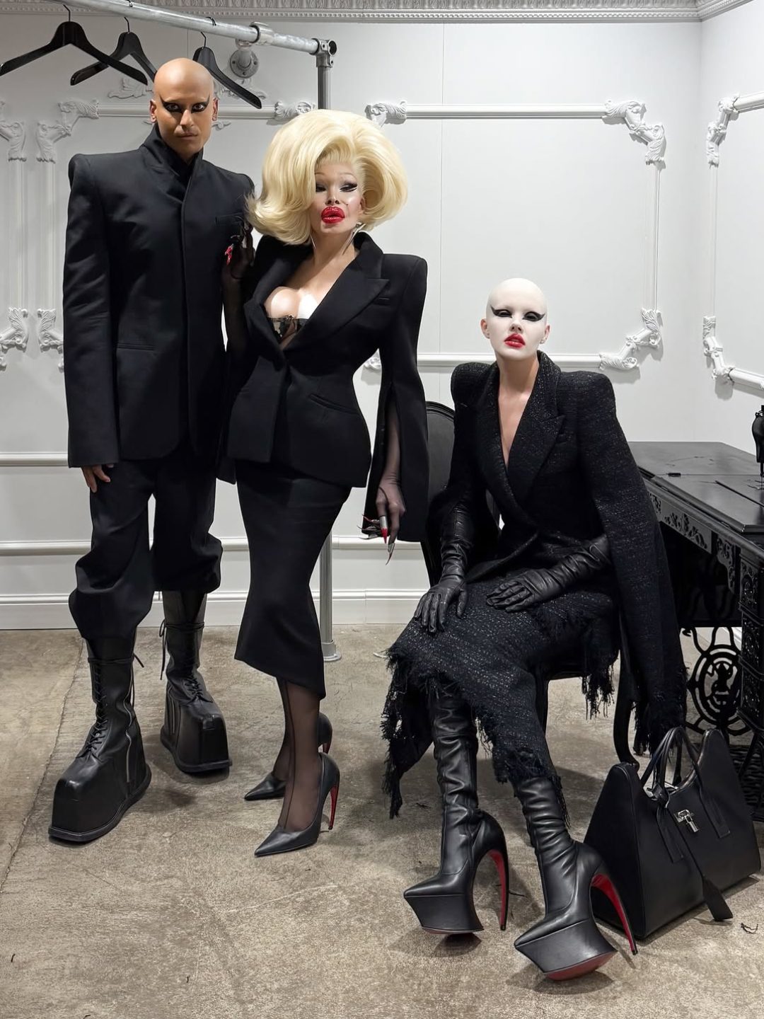Gag Rack (2)