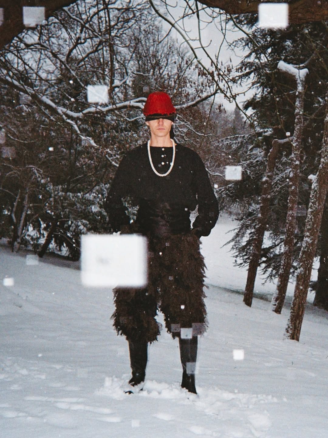 LA CAGE FW26 CAMPAIGN « THE WANDERER »Photo @_victoria_baia & @frontalattack (2)