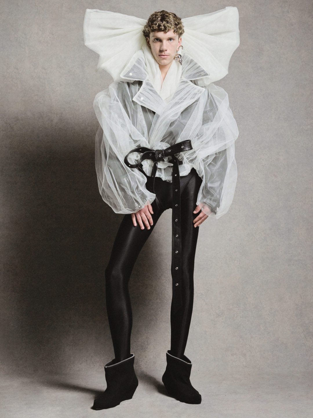 Look18