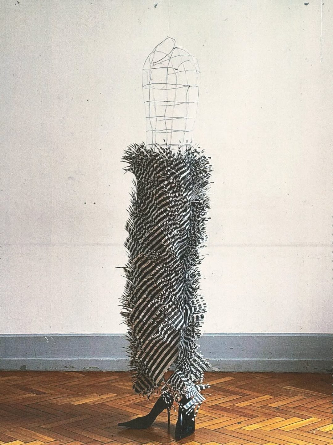 PaperfringesTechniqueinitiallydevelopedwithbuzzbapt(1)