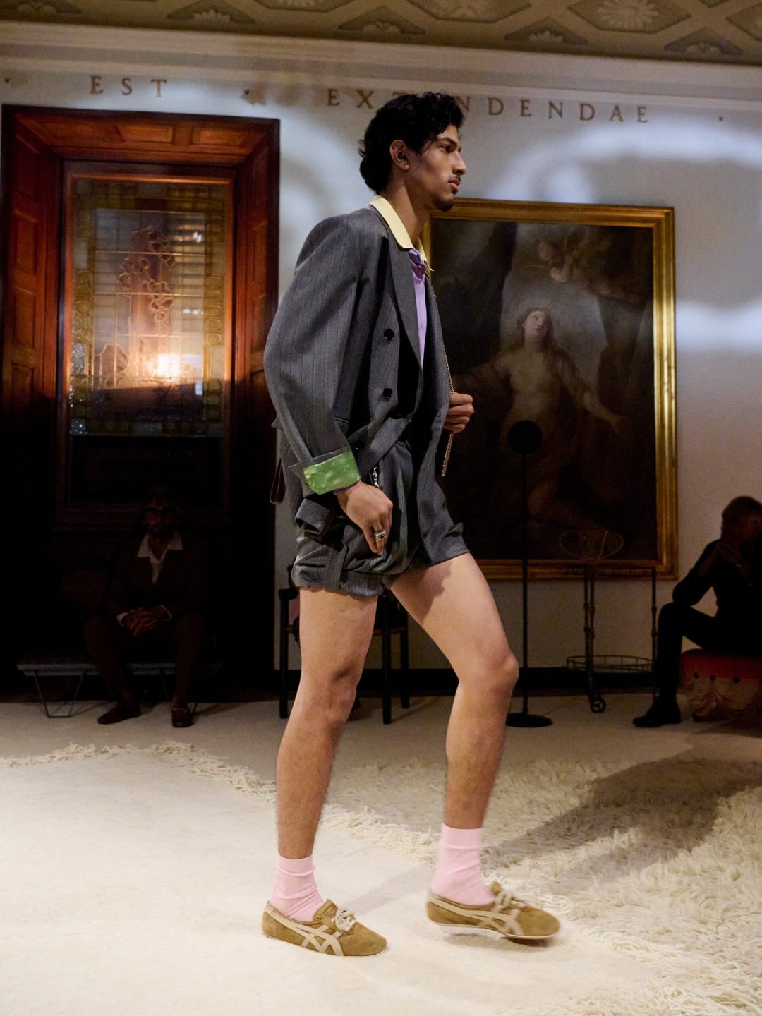 S_A_Versace SS26 Show_Charlotte Stouvenot_RunwayImages_MasterCro