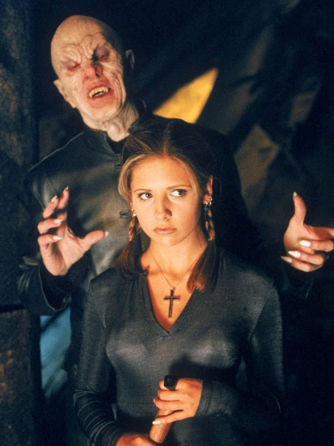 sarah-michelle-gellar-buffy-contre-les-vampires-serie-culte