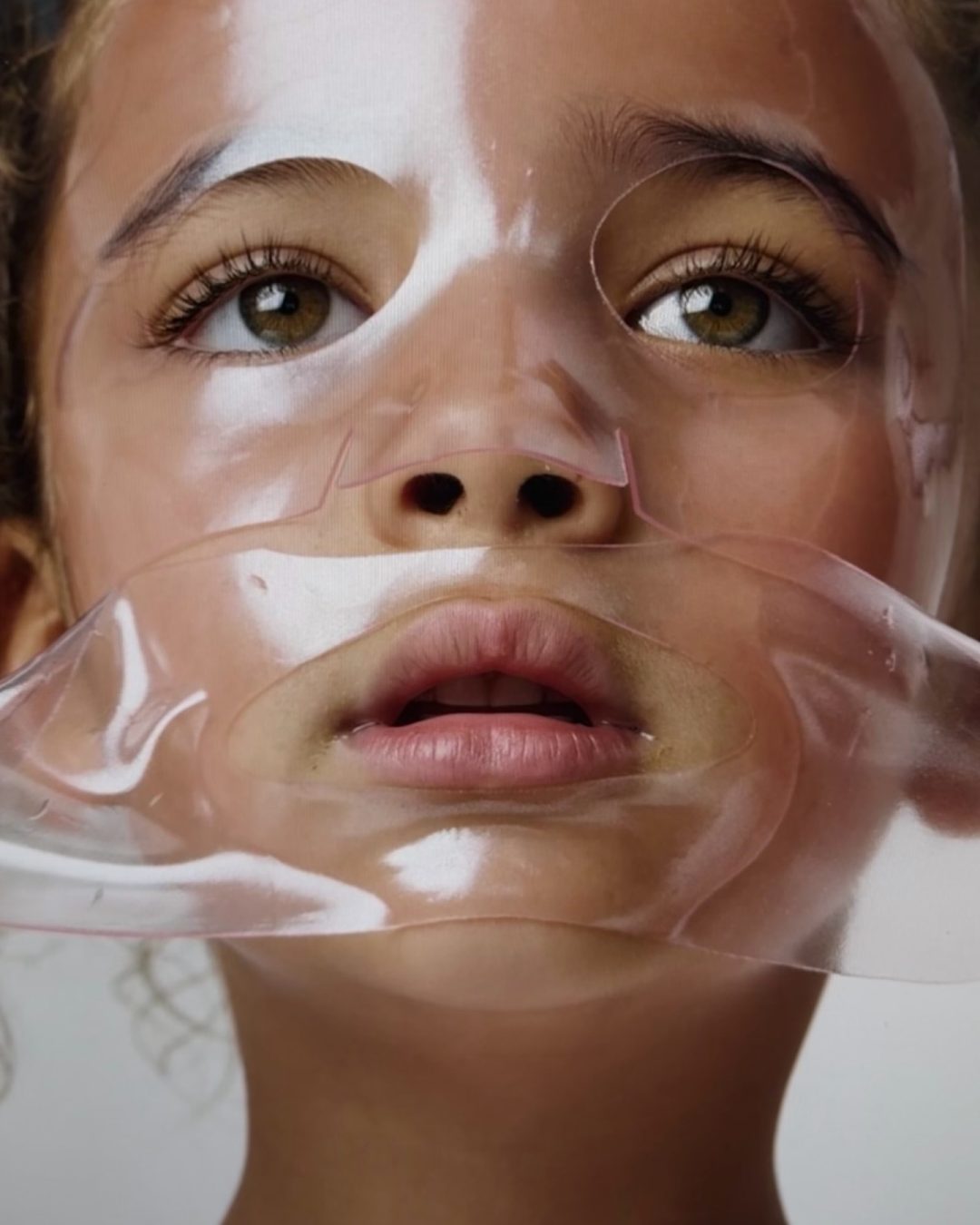 shaymitchell_1762374670_3759393672187239380_2364270