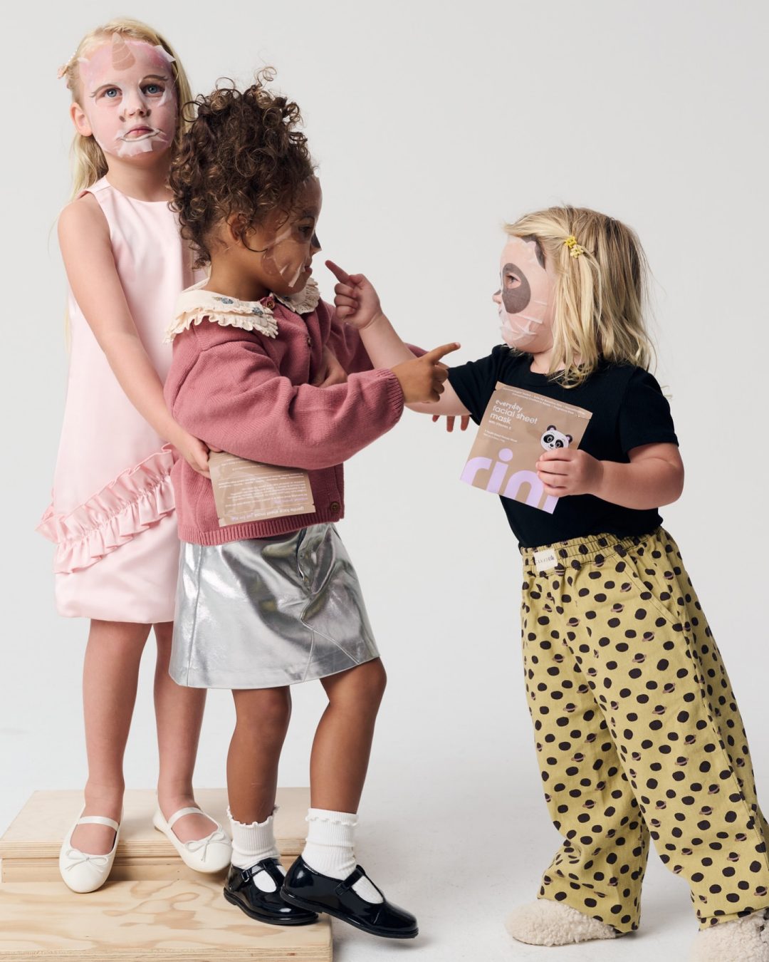 shaymitchell_1762465536_3760155907843075035_2364270