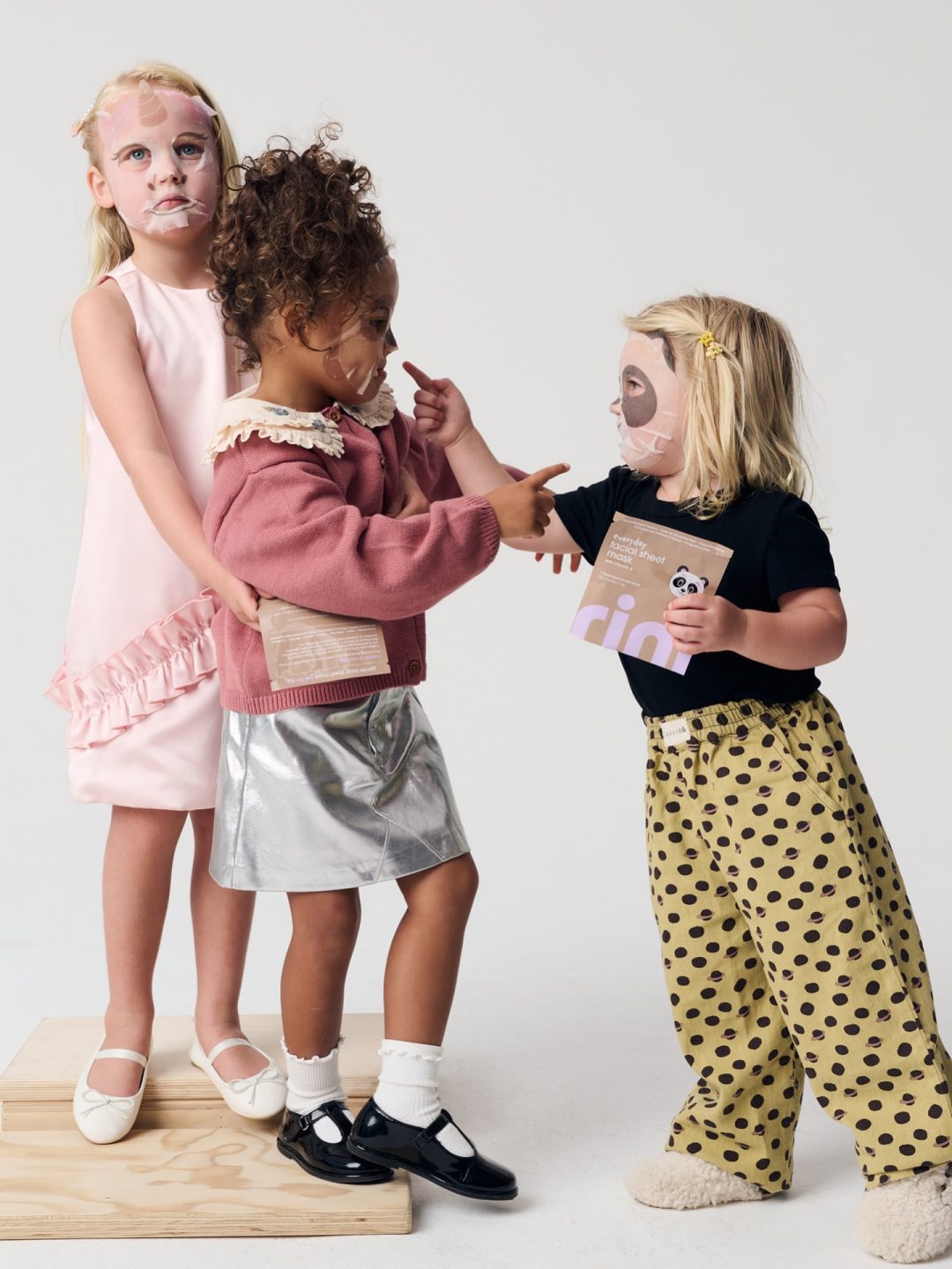 shaymitchell_1762465536_3760155907843075035_2364270