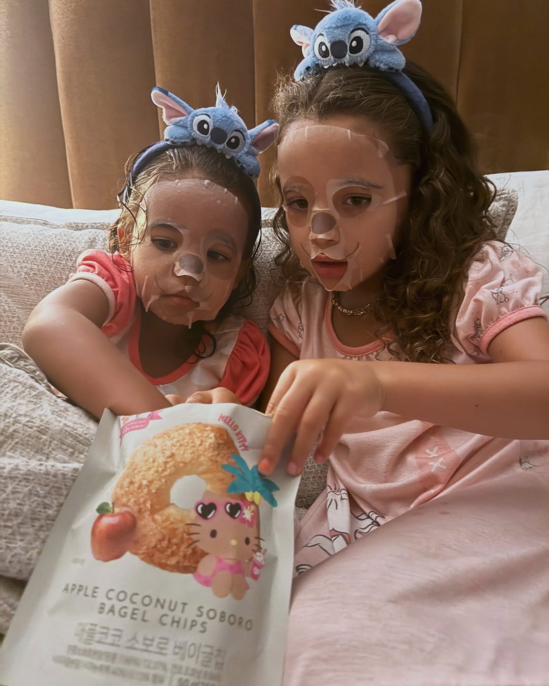 shaymitchell_1762465536_3760155907952085925_2364270