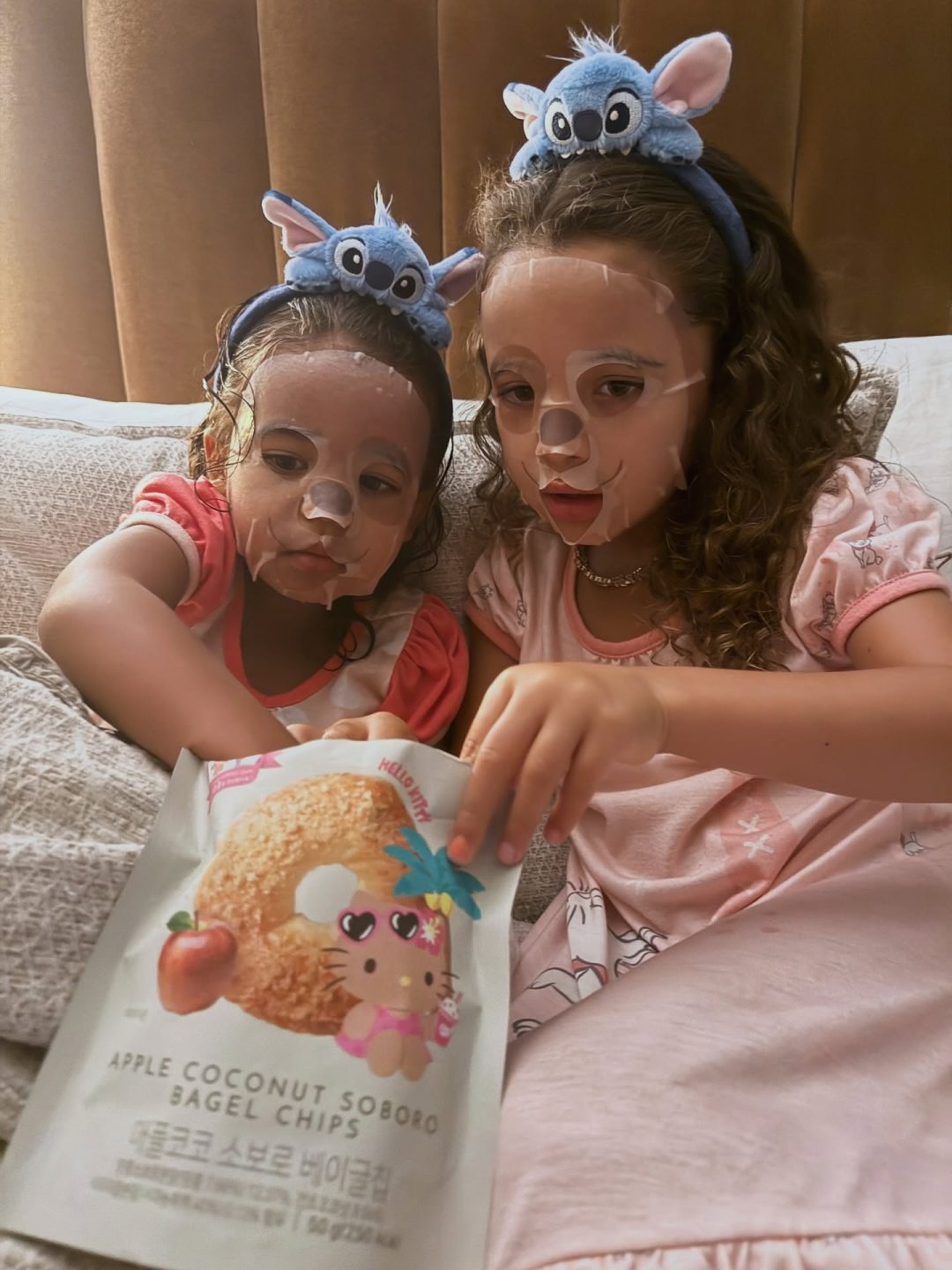 shaymitchell_1762465536_3760155907952085925_2364270