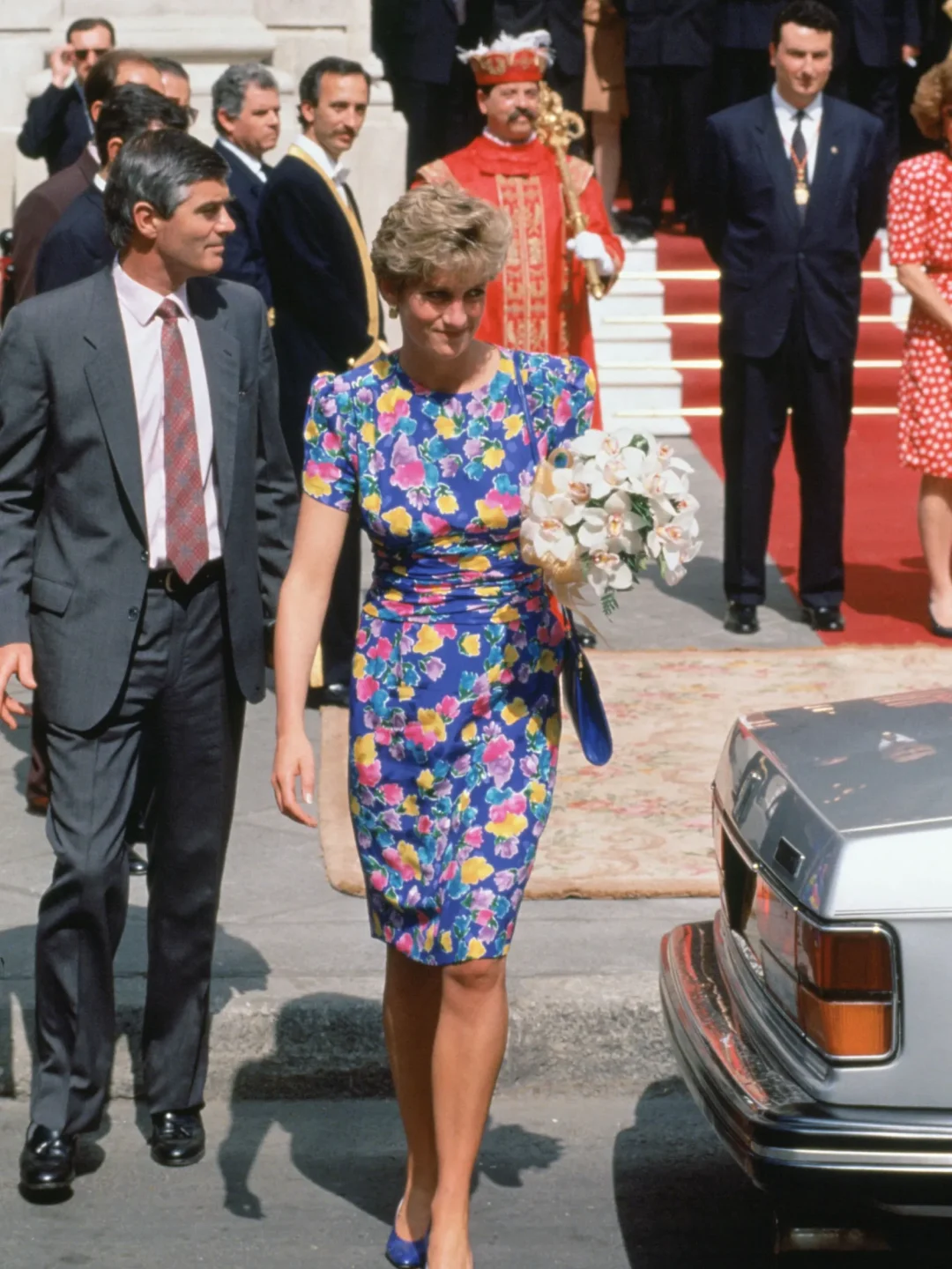 vf425-diana-dress.jpg